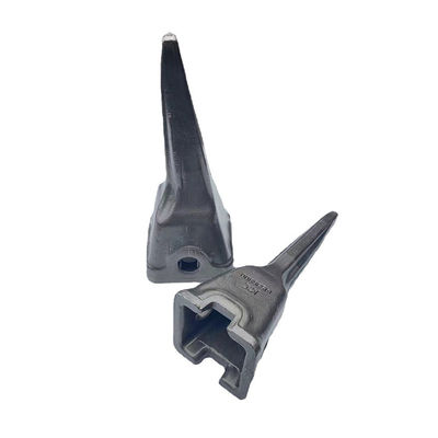 High Rigidity 47-52HRC Backhoe Rock Teeth Digger Bucket Parts